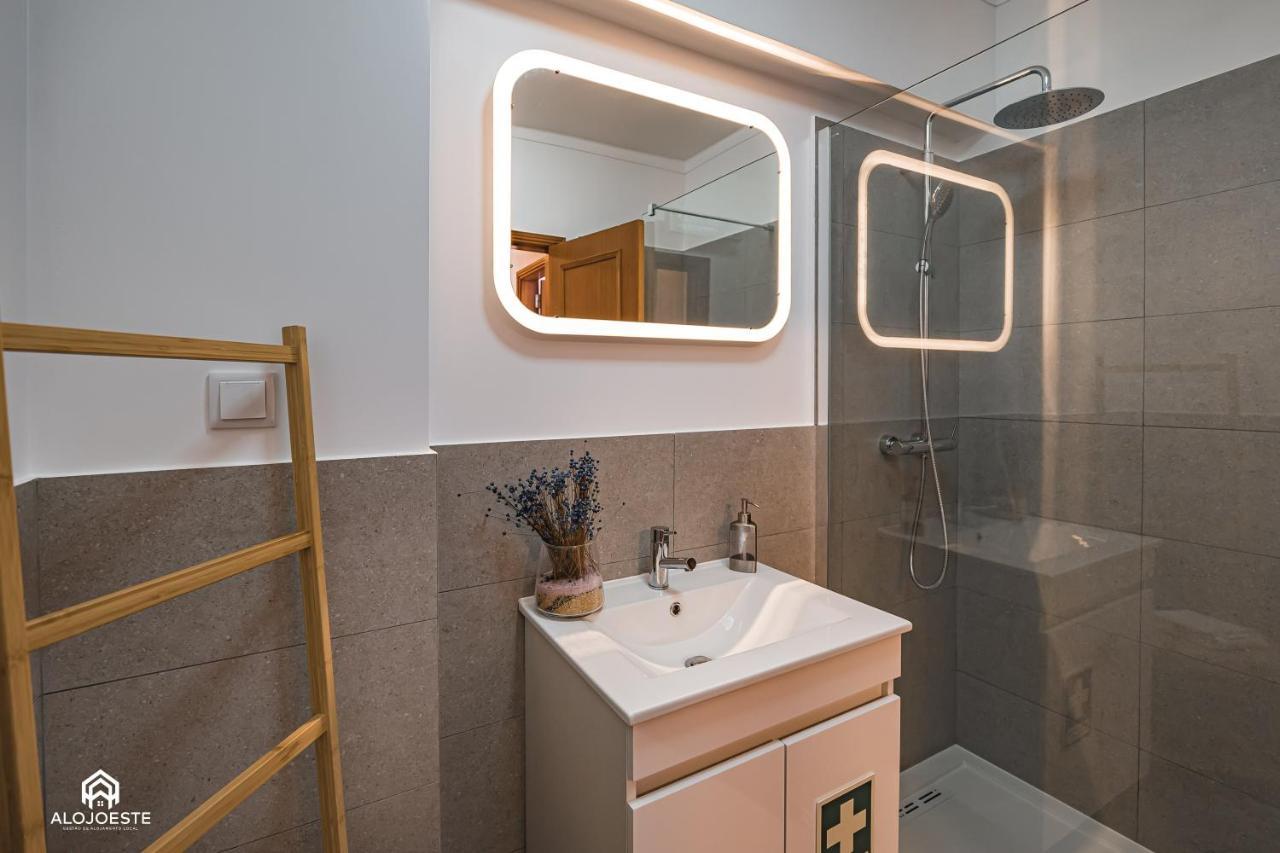 Ondas Do Pisao Apartment - 2 Bedroom And Sea View Santa Cruz  Exteriör bild